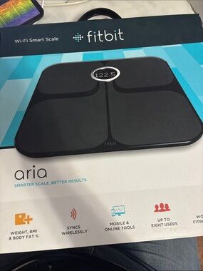 fitbit Aria Wi‑Fi Smart Scale in Black